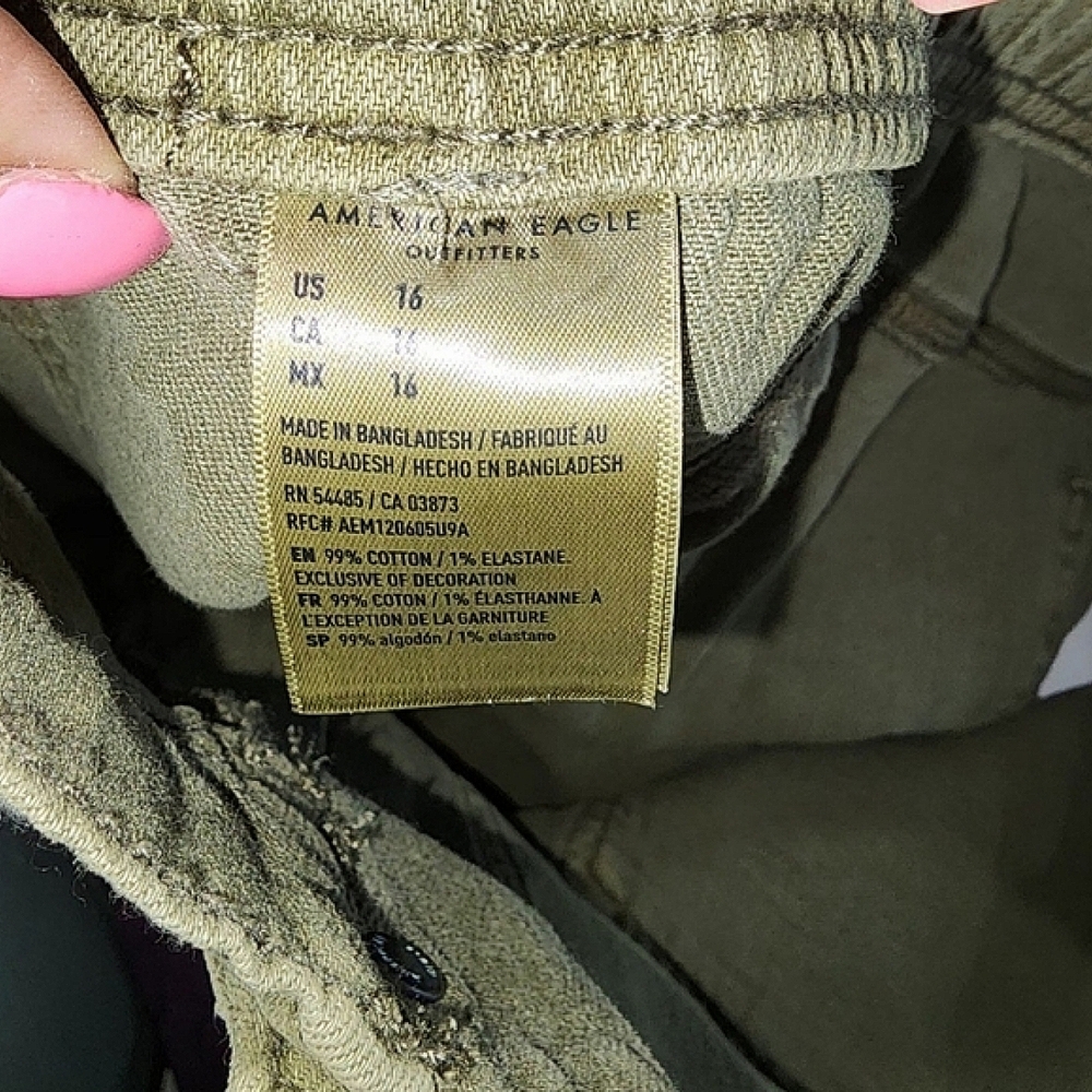 NWT American Eagle Outfitters's AE Low-Rise Denim Tomgirl Short Size 16 - Picture 7 of 14